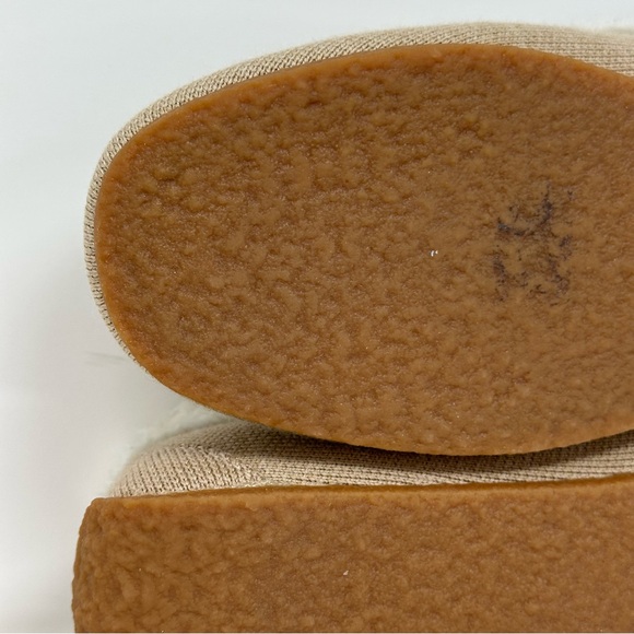 Rothy’s The Scuff Sherpa Lined Slipper - TAN - Picture 10 of 10